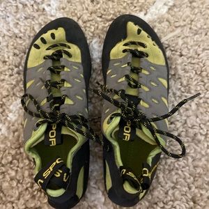 La Sportiva Tarantulace Climbing Shoes